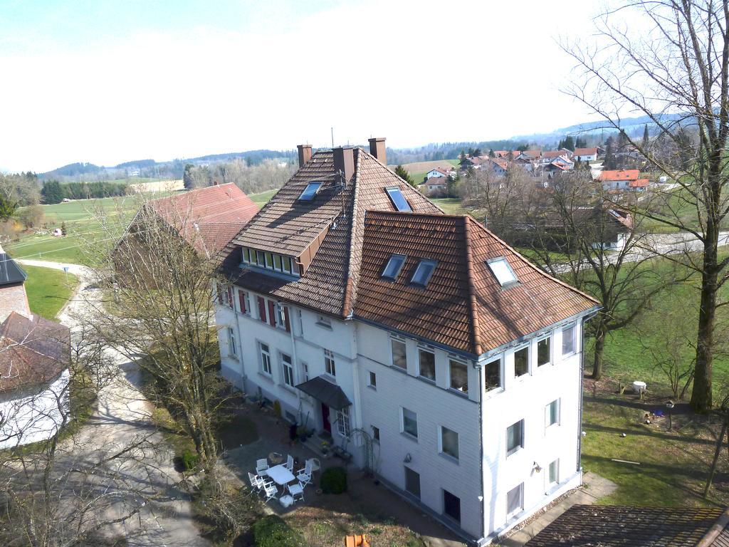 Altes Schulhaus Argenbuhl Exterior foto